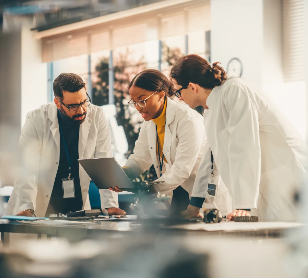 Sciientists in lab, talking
