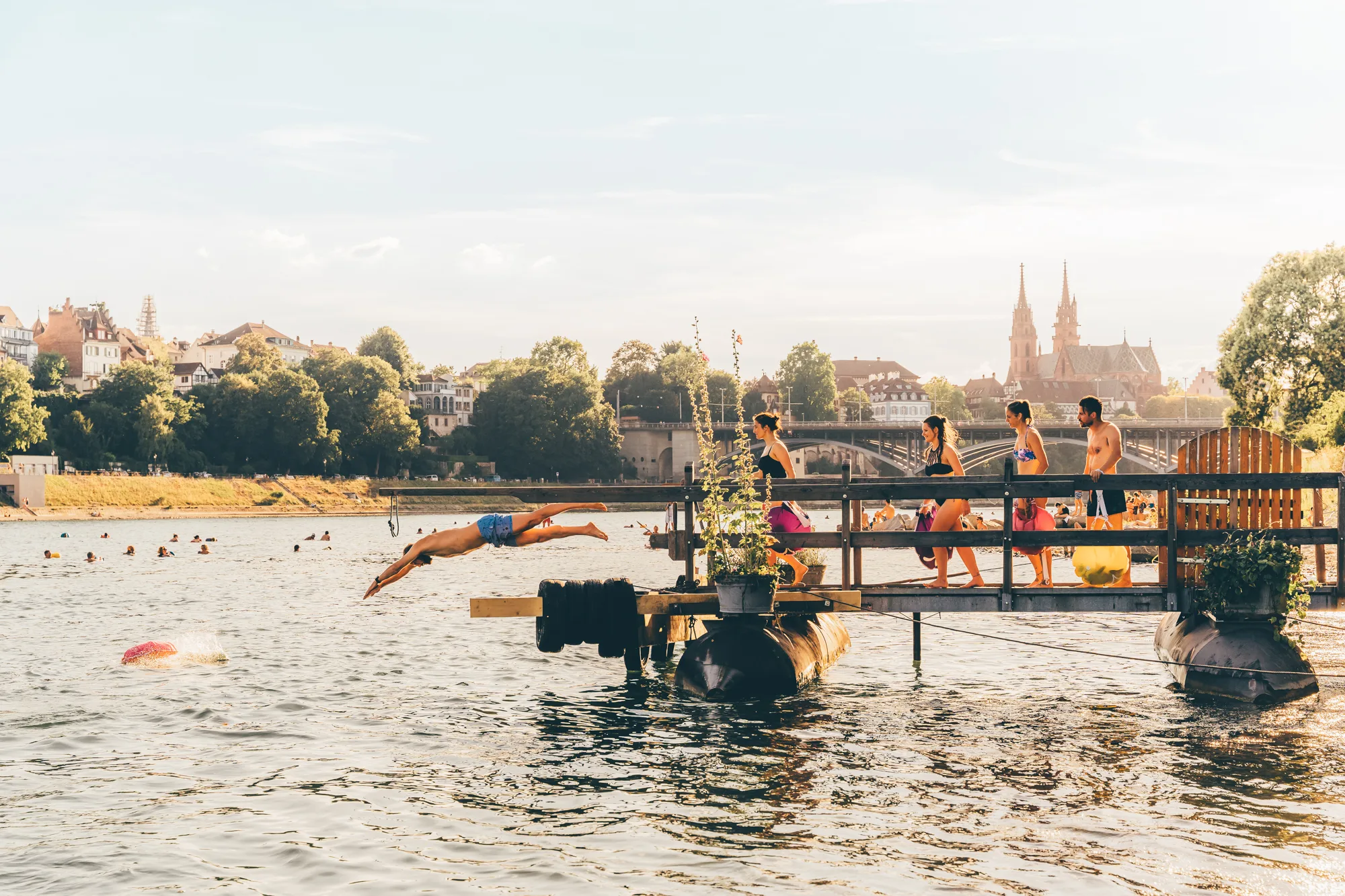 People swimming in the Rhein in Basel